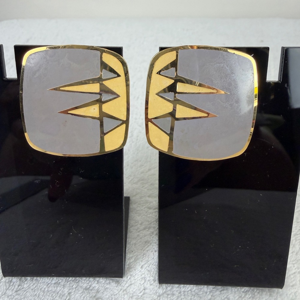 Vintage Modernist Geometric Grey Gold Tone Statement Square Post Earrings - Picture 5 of 6